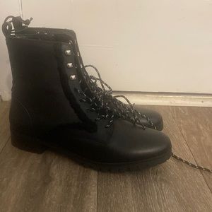 Kate Spade ♠️ Raquelle faux fur trim lug sole combat boots black NWOT